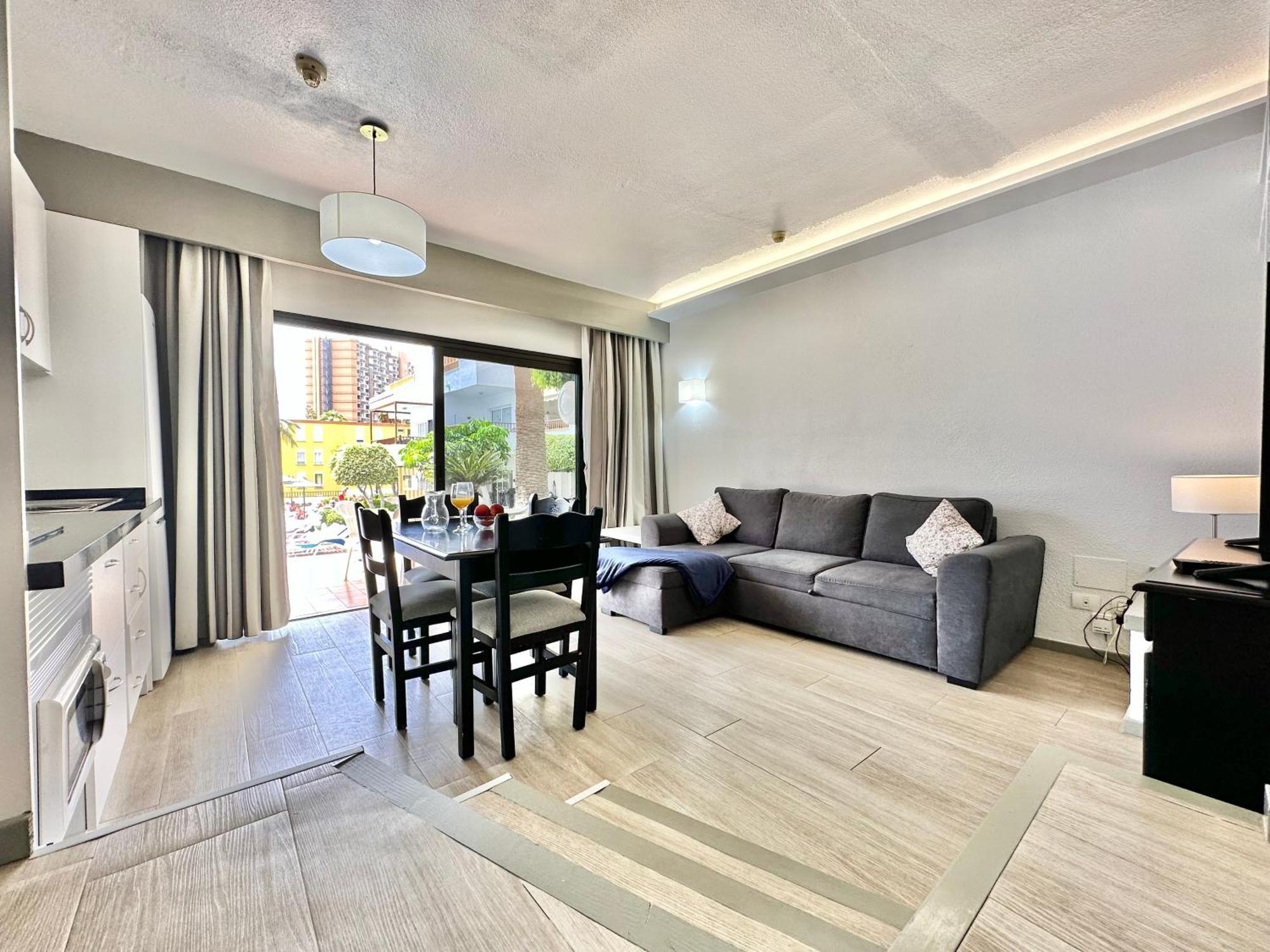 Appartamento Pool Views Terrace Los Cristianos  Esterno foto